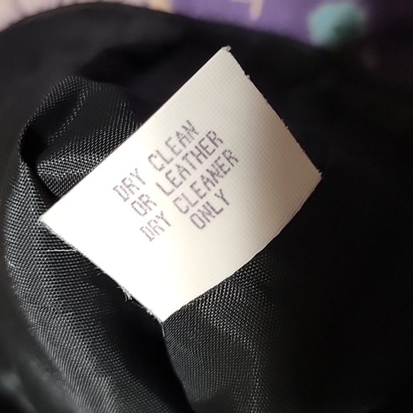 Girls Leather Vest - Picture 7 of 9